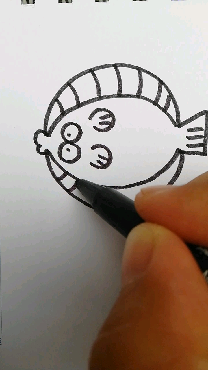 小鱼系列简笔画