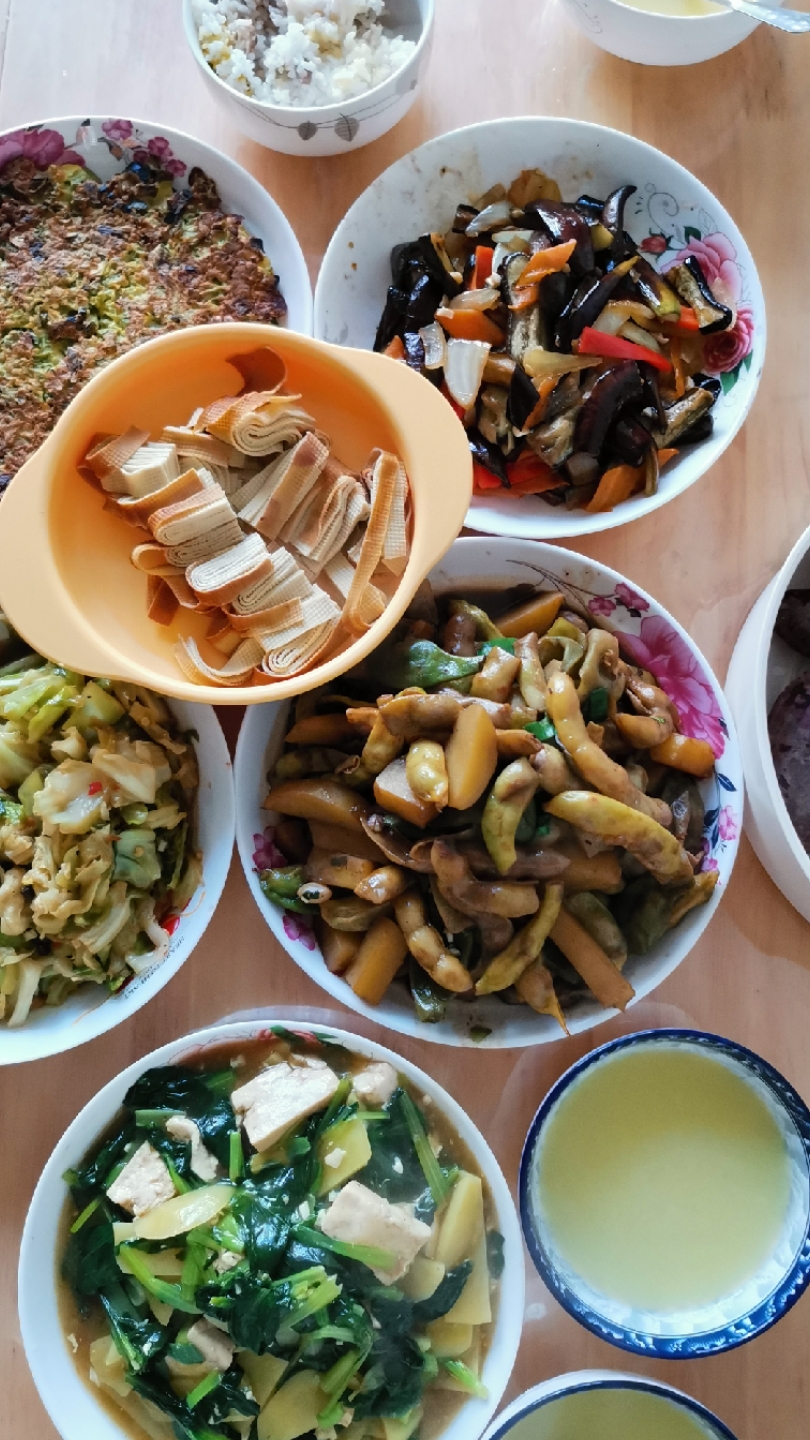 每日一素:清炖油菜豆腐土豆