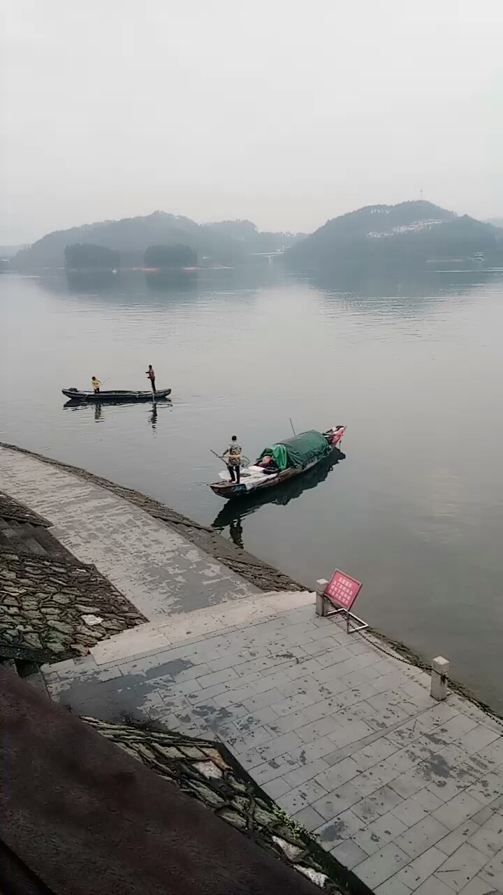 小鱼船