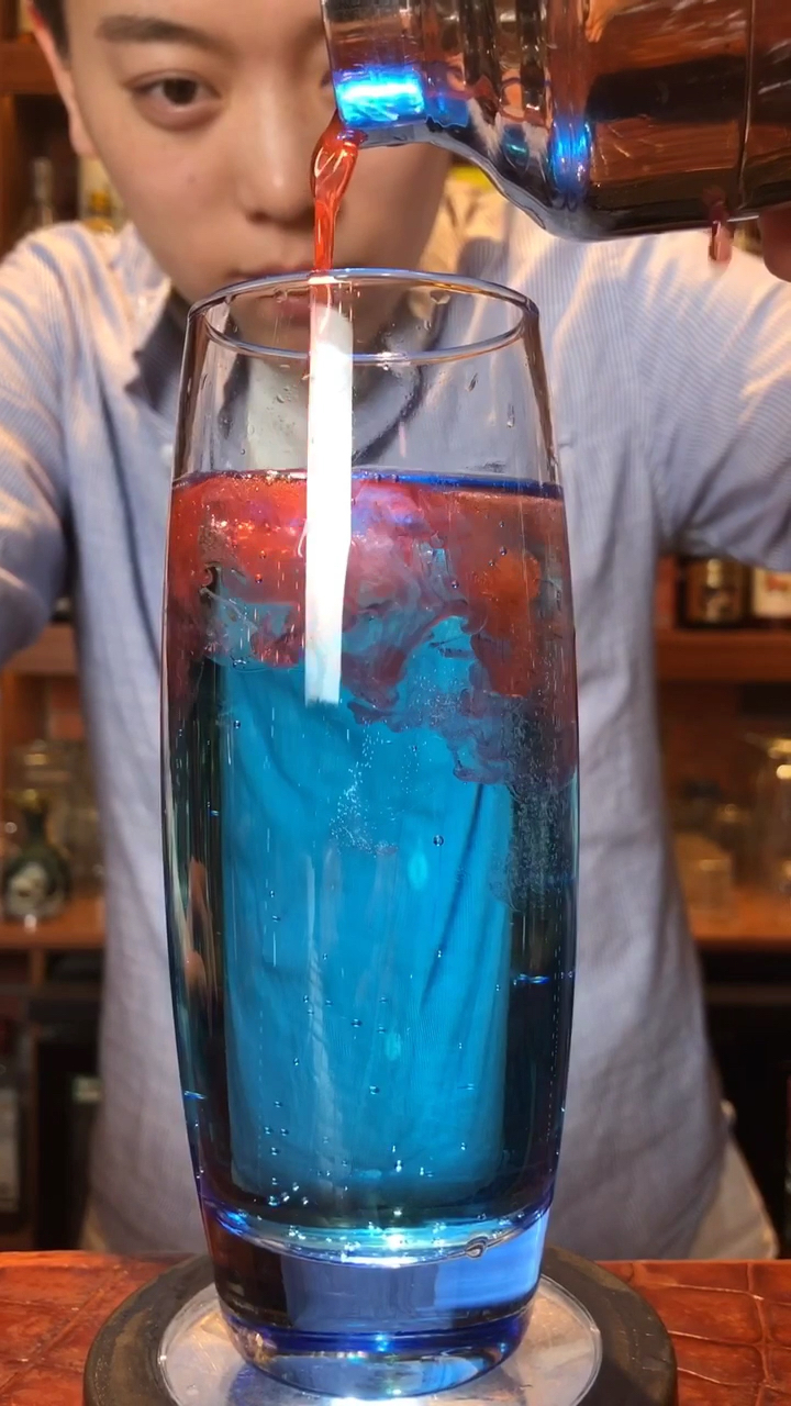 一杯鸡尾酒调制过程中的美感伤心太平洋教学