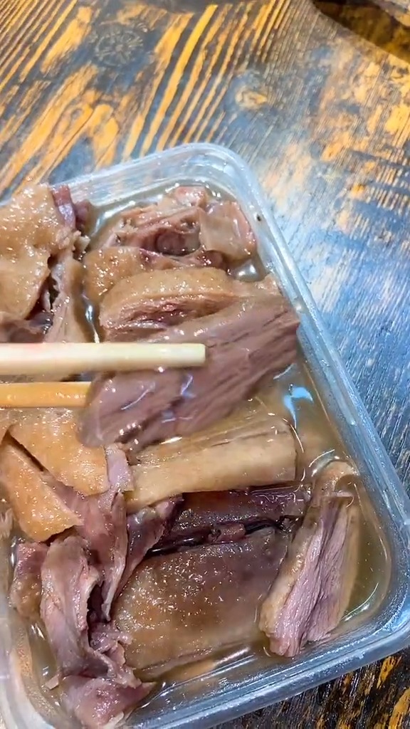 #美食#不用去扬州也能吃到正宗盐水鹅了!