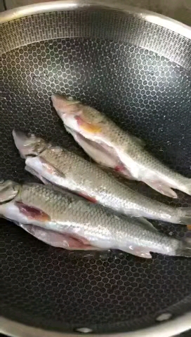 好厨艺也要好锅,康巴赫304不锈钢无油烟不粘锅
