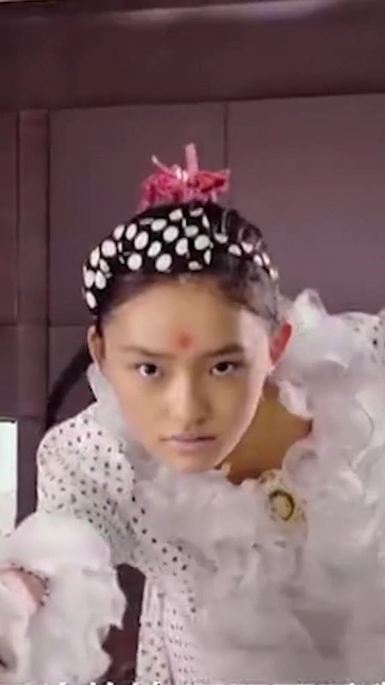 #好看电影#美人鱼:呆萌的林允,让人心生情愫