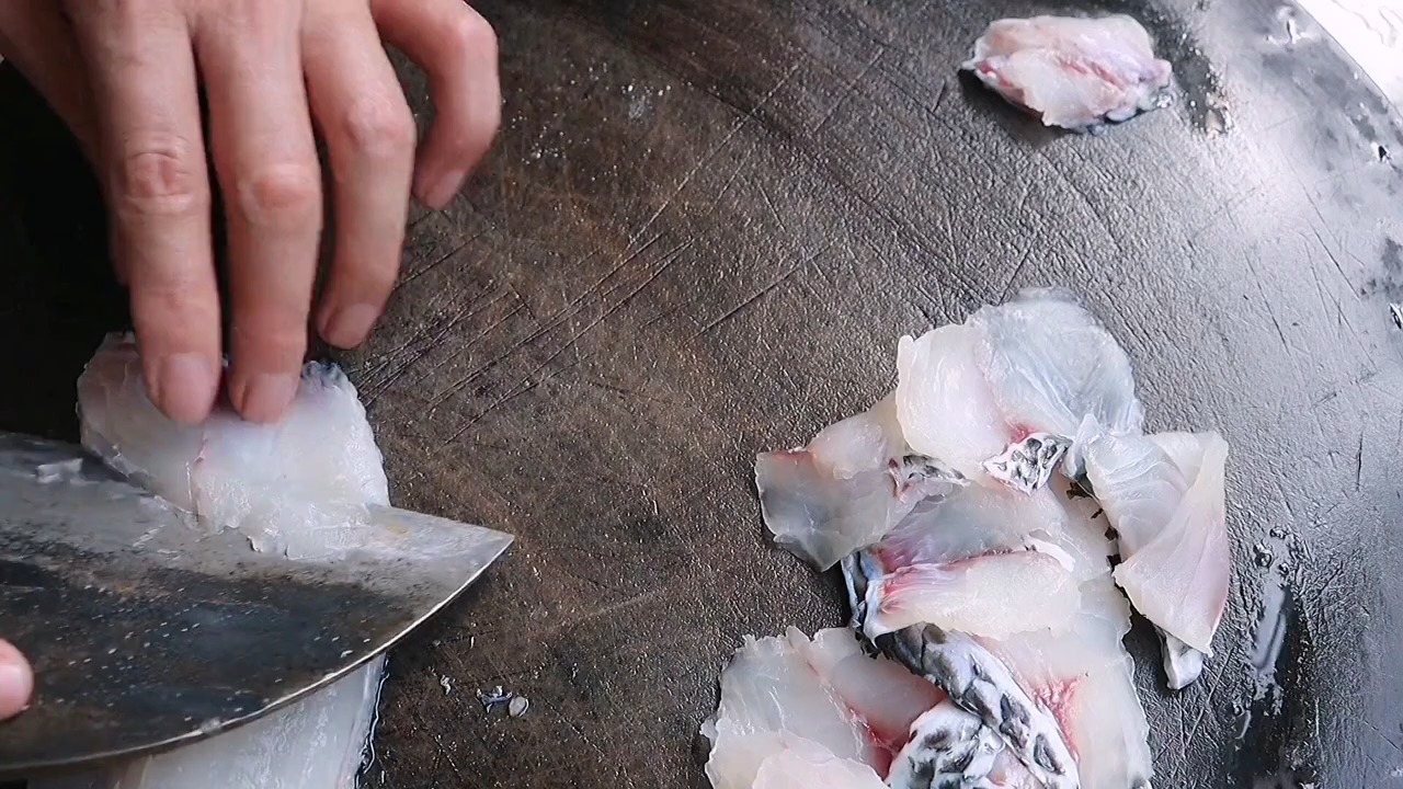 #美食#粤菜经典“姜葱爆生鱼片”秘诀!鱼片不散,鲜嫩爽滑,绝了!上