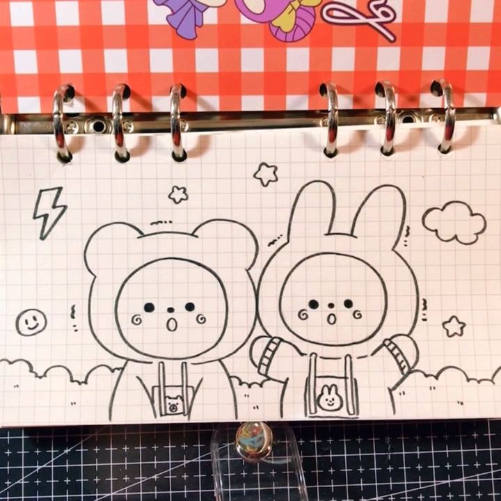 #每天更新简笔画#简笔画 天冷了想和你一起穿好看的卫衣