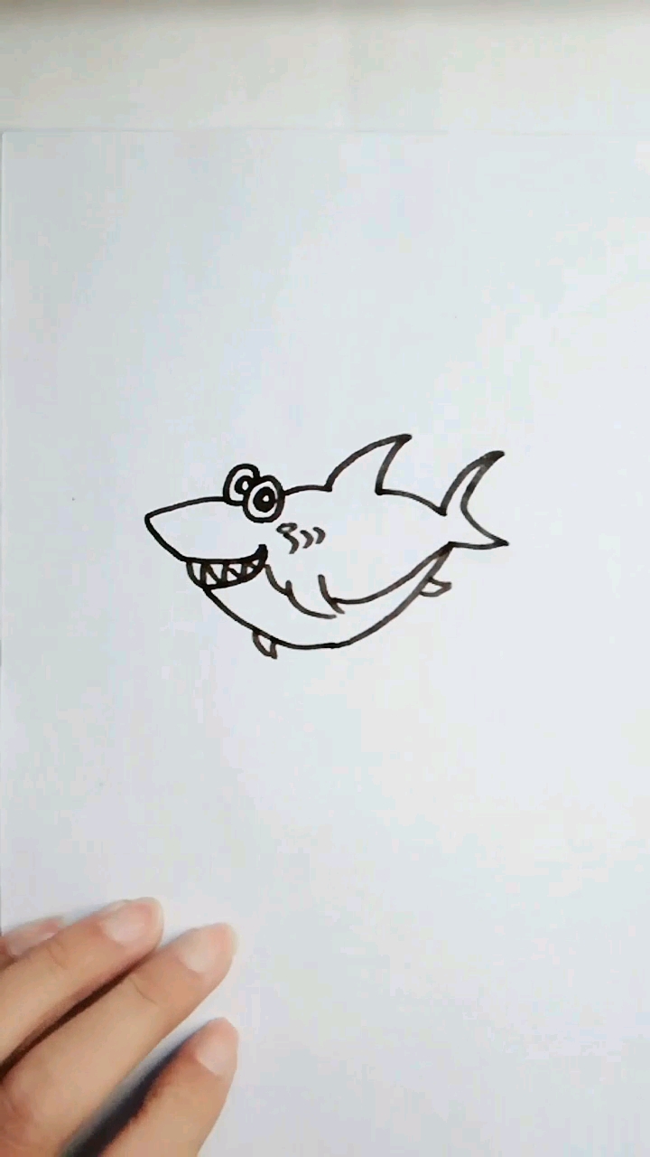 简笔画鲨鱼的画法
