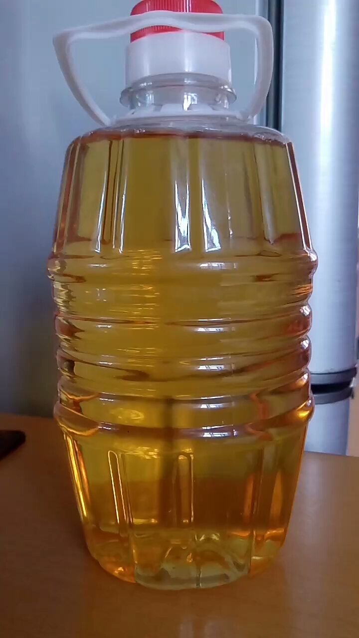 桶装二斤冰葡萄酒