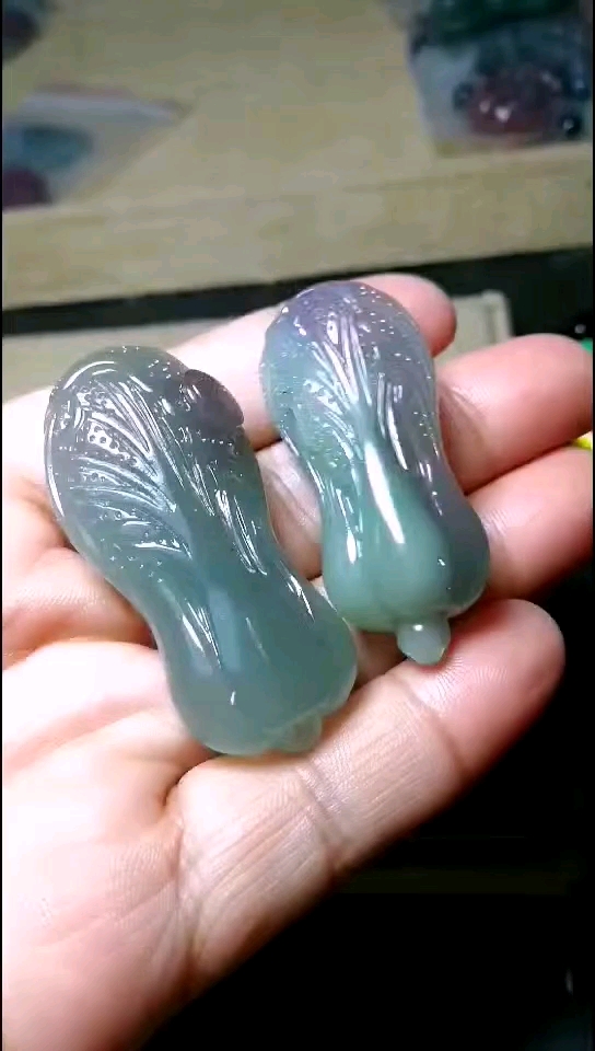 紫绿玛瑙玉白菜