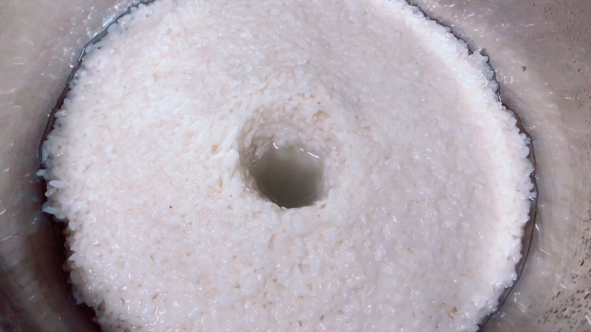 #家常菜#糯米简单做成甜酒，香甜醇美，冬天手脚冰凉， 每天一碗好处多多