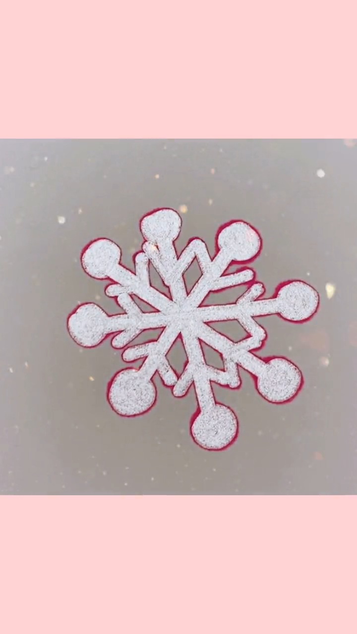 #简笔画#这个声音,感觉有点像踩雪的声音!希望这个冬天,因为你们的温暖而让雪花也变得暖