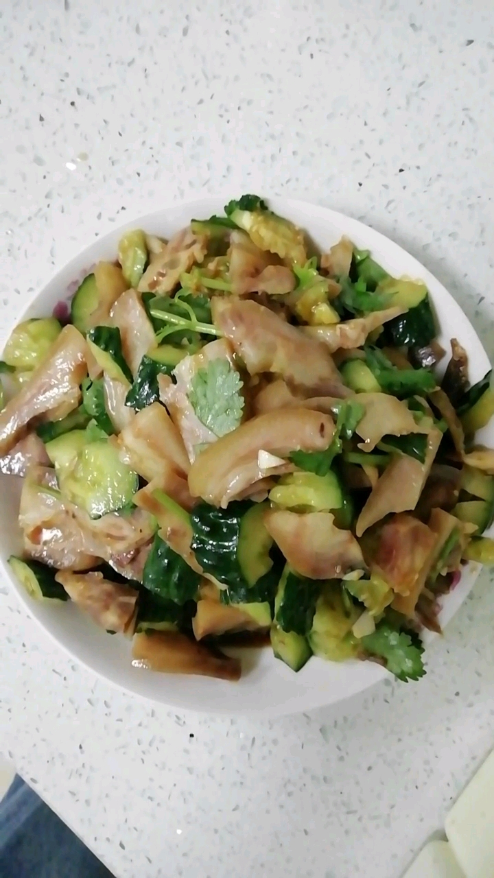 猪头肉拌黄瓜