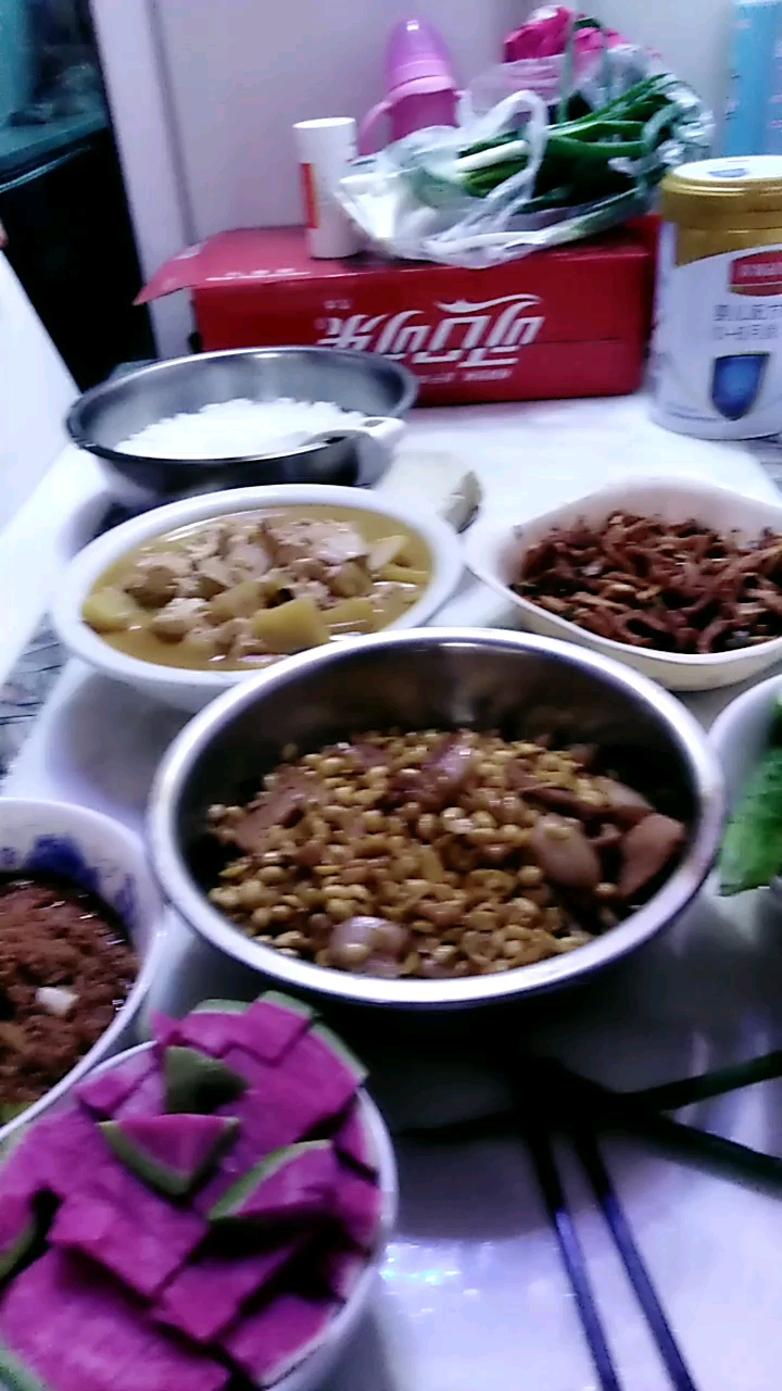 丰盛的晚餐