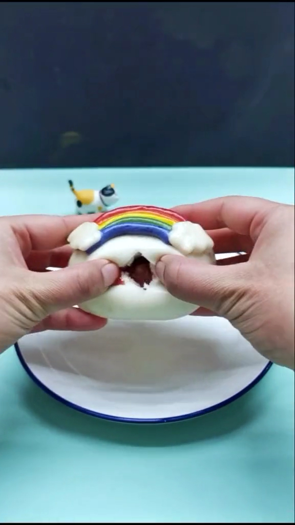 彩虹包子