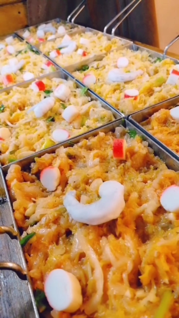 香葱,香菜,蒜末,姜丝,盐,味精,白糖,色拉油,十三香,鸡汁。#美食教程