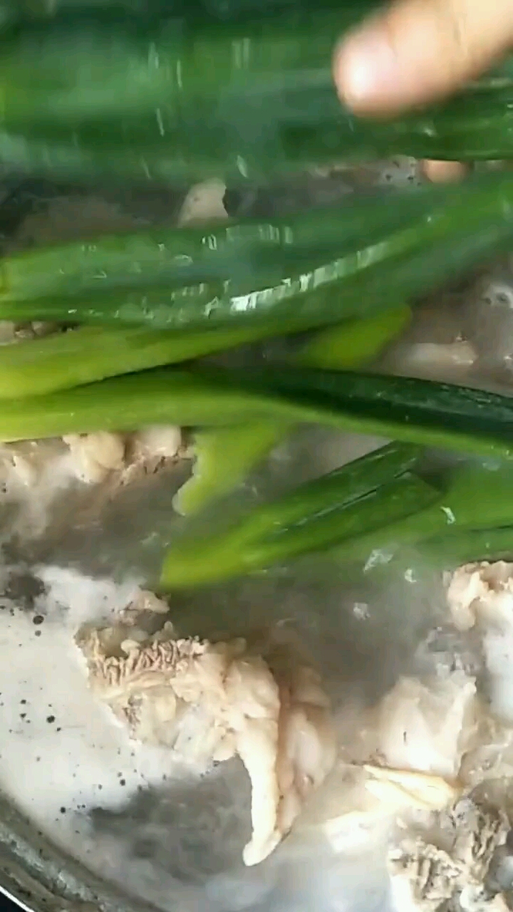 这是煮羊肉汤的配料这样做出来的特别美味!
