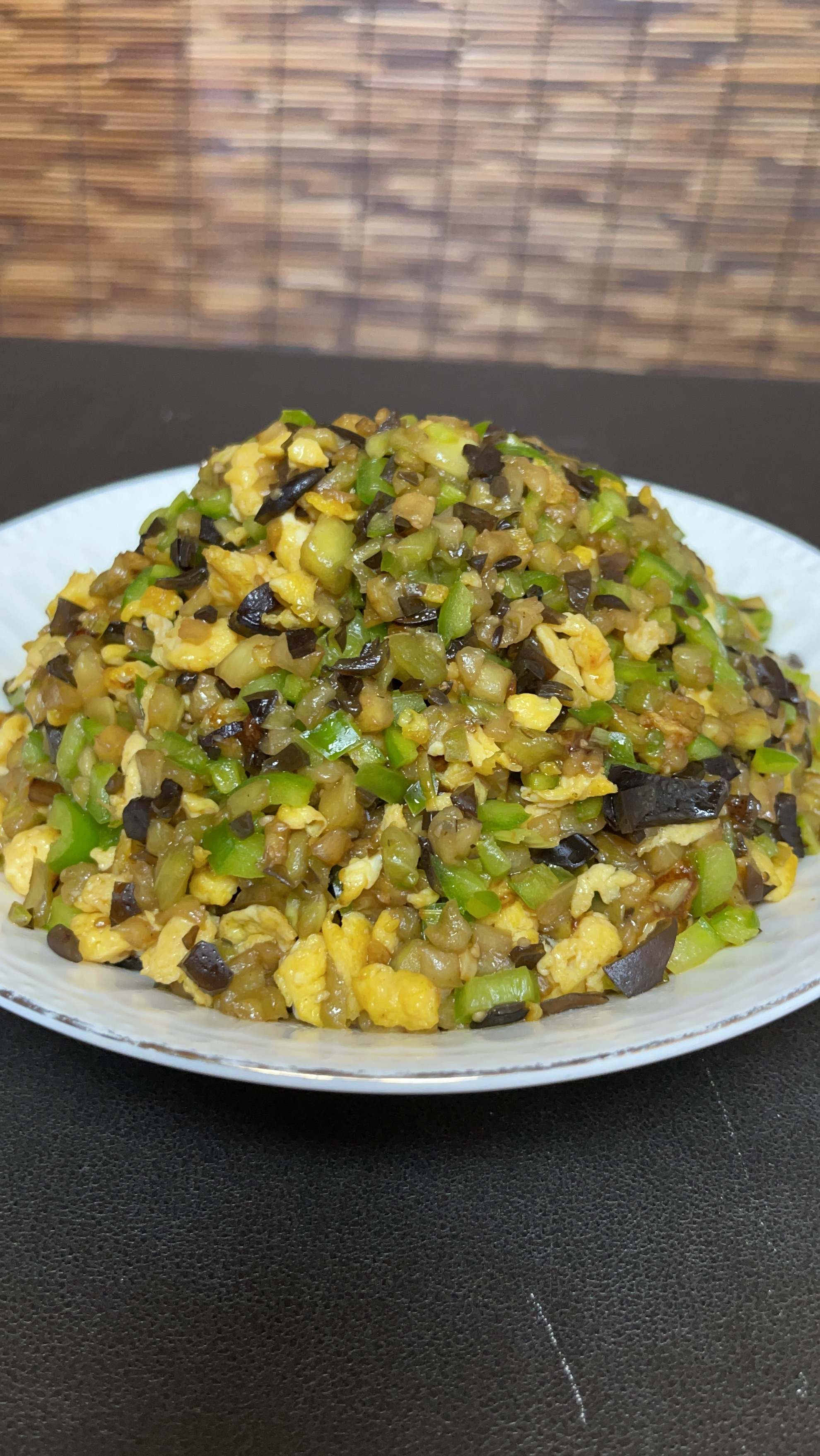 #饺子馅教程#好吃不过饺子，青椒茄子馅的有人吃过吗
