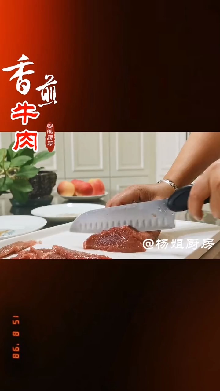 家里有和料理店一样味道的腌料,就在家自己做烤肉吧,干净卫生又实惠,你不试试吗