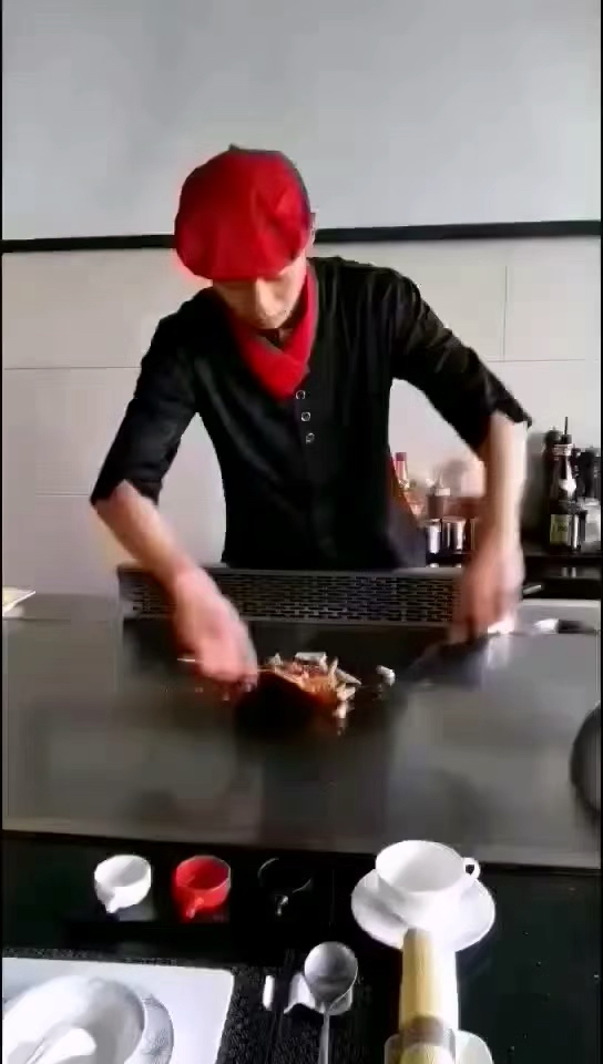 哇～[色]香辣鸡脆骨,嘎嘣脆[强][强][强]