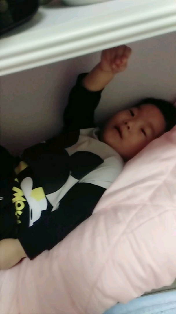 大儿子给我揪小鸡吃哈哈