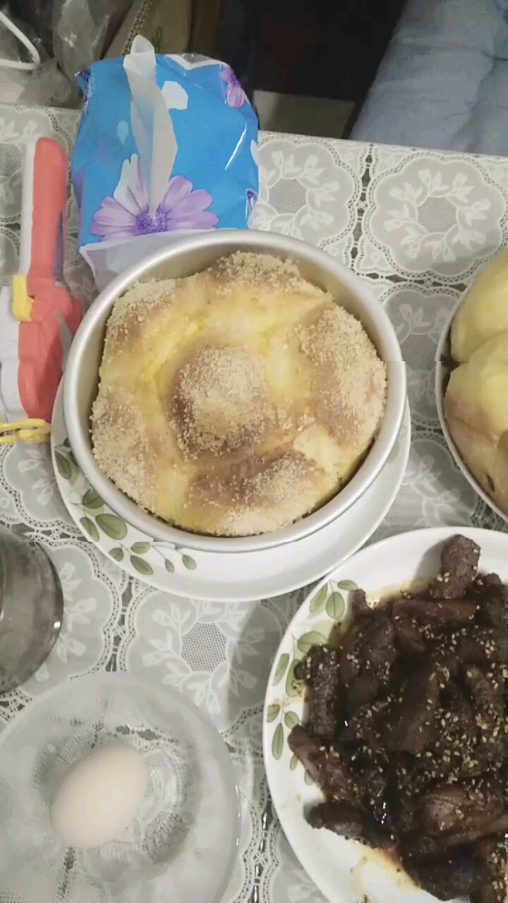 两个人的晚餐也很丰富