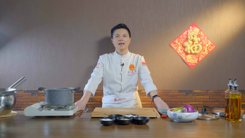饭店厨师教做地方名菜固始鹅块,鹅肉去腥有妙招,一出锅口水直流