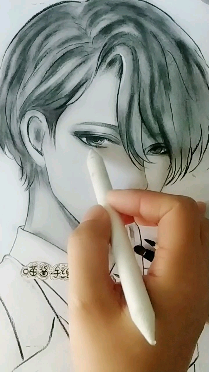 手绘黑白动漫男生头像,给你画个男盆友哦