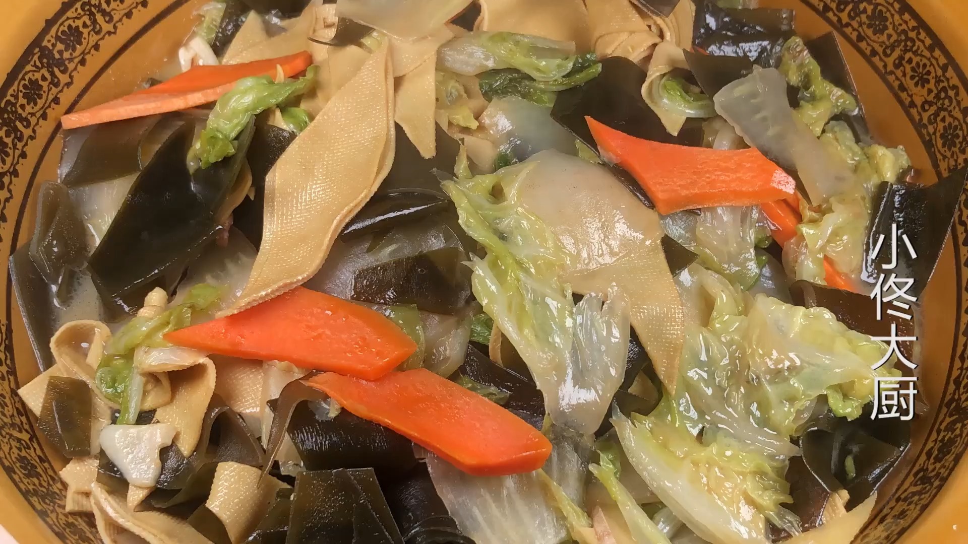 #美食记#白菜搭配海带，营养丰富又好吃，学会多吃两碗饭