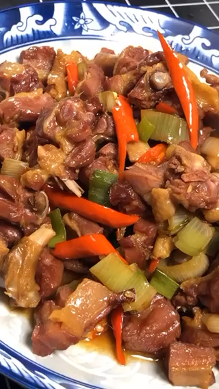 板鸭怎么做好吃来看看吧