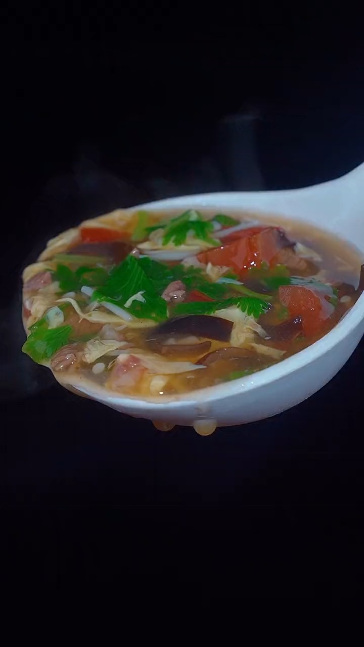酸辣牛肉羹这样做,酸辣过瘾