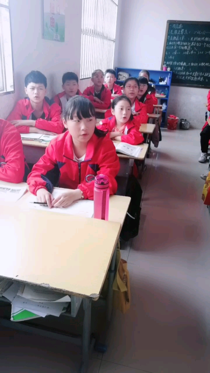 孩子们的祝福语,祝平凡而又伟大的母亲节日快乐,平安幸福。