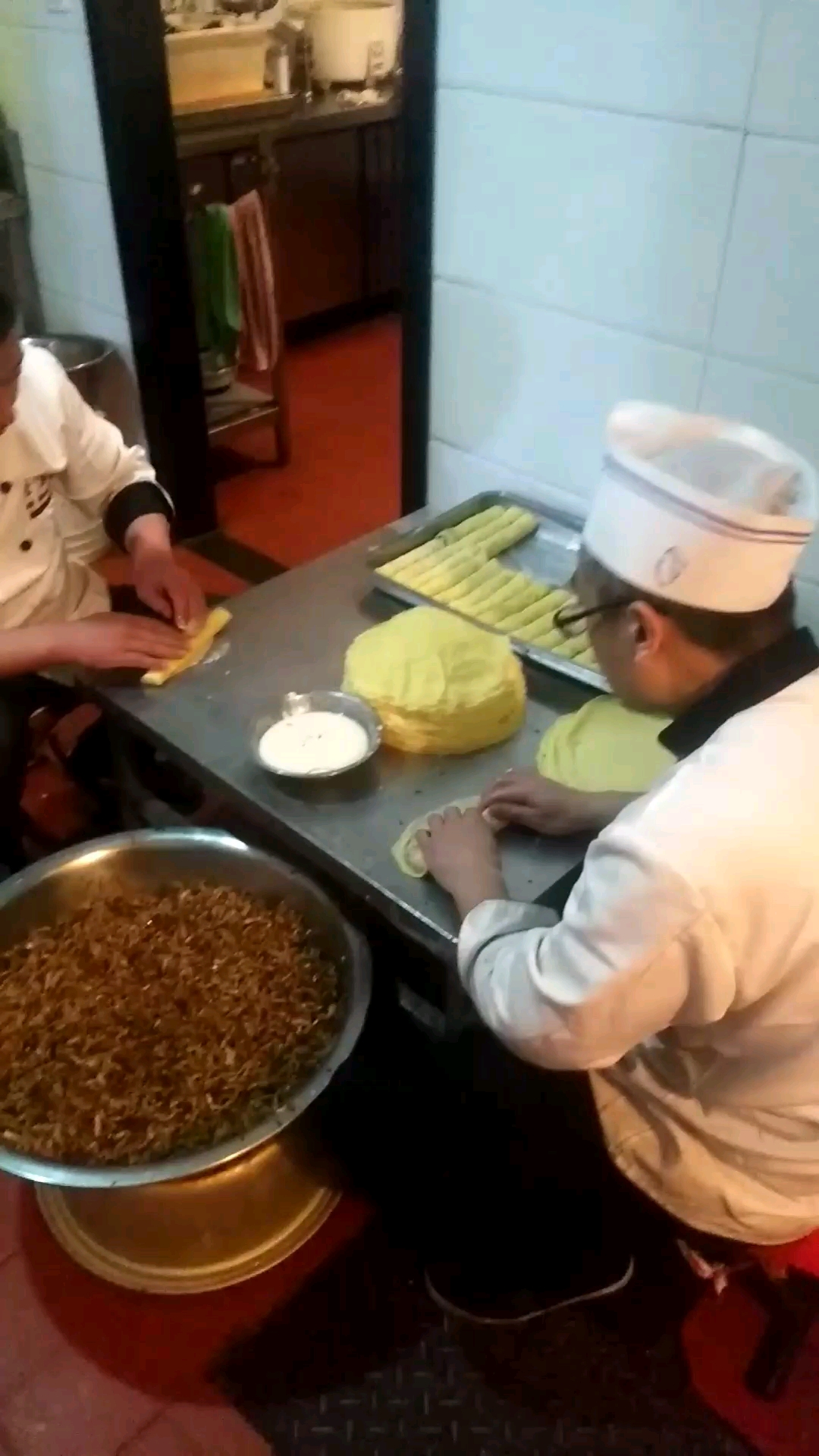 博山春卷漂亮吧
