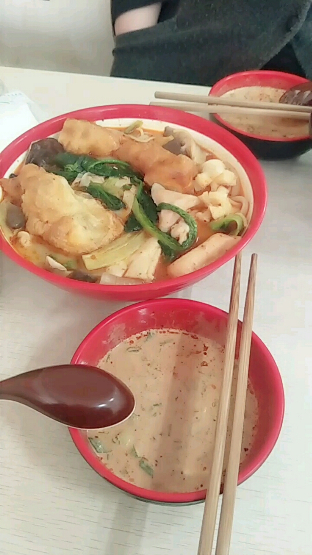最喜欢的麻辣烫又麻又辣呦