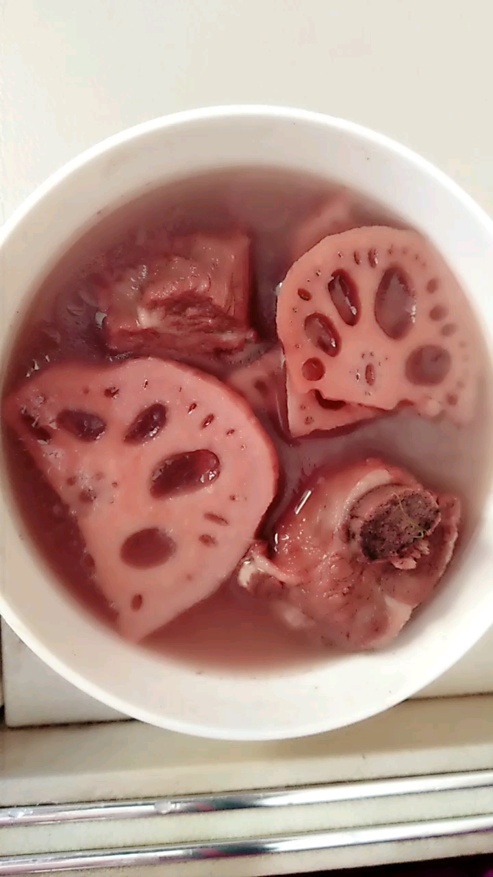 莲藕排骨汤