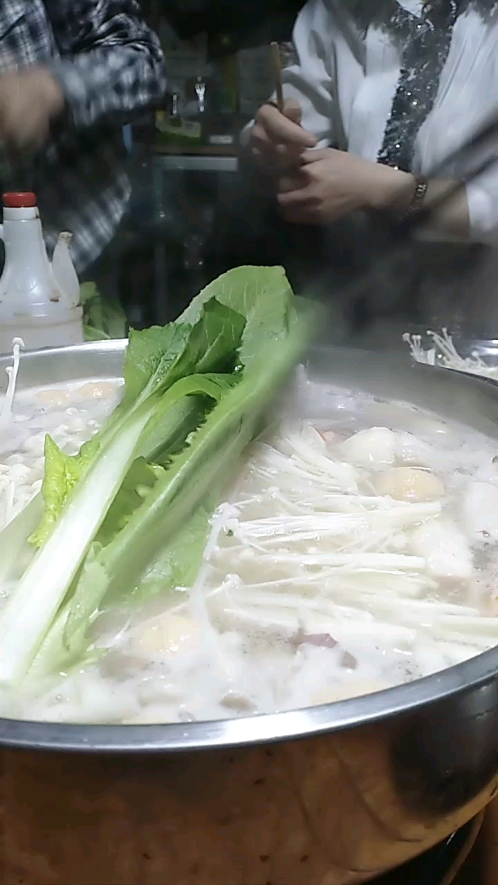 好吃的火鍋,涮羊肉!