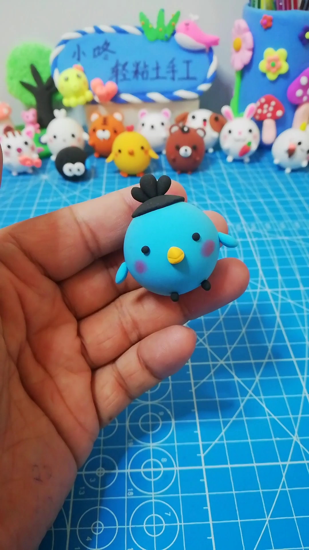 粘土捏小飞鸡