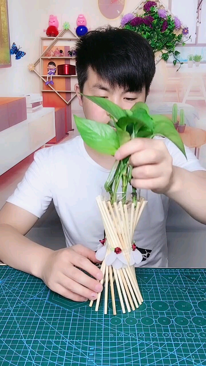 矿泉水瓶子的华丽蜕变