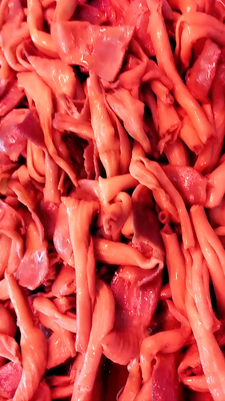 麻辣鸭肚太好吃了。 