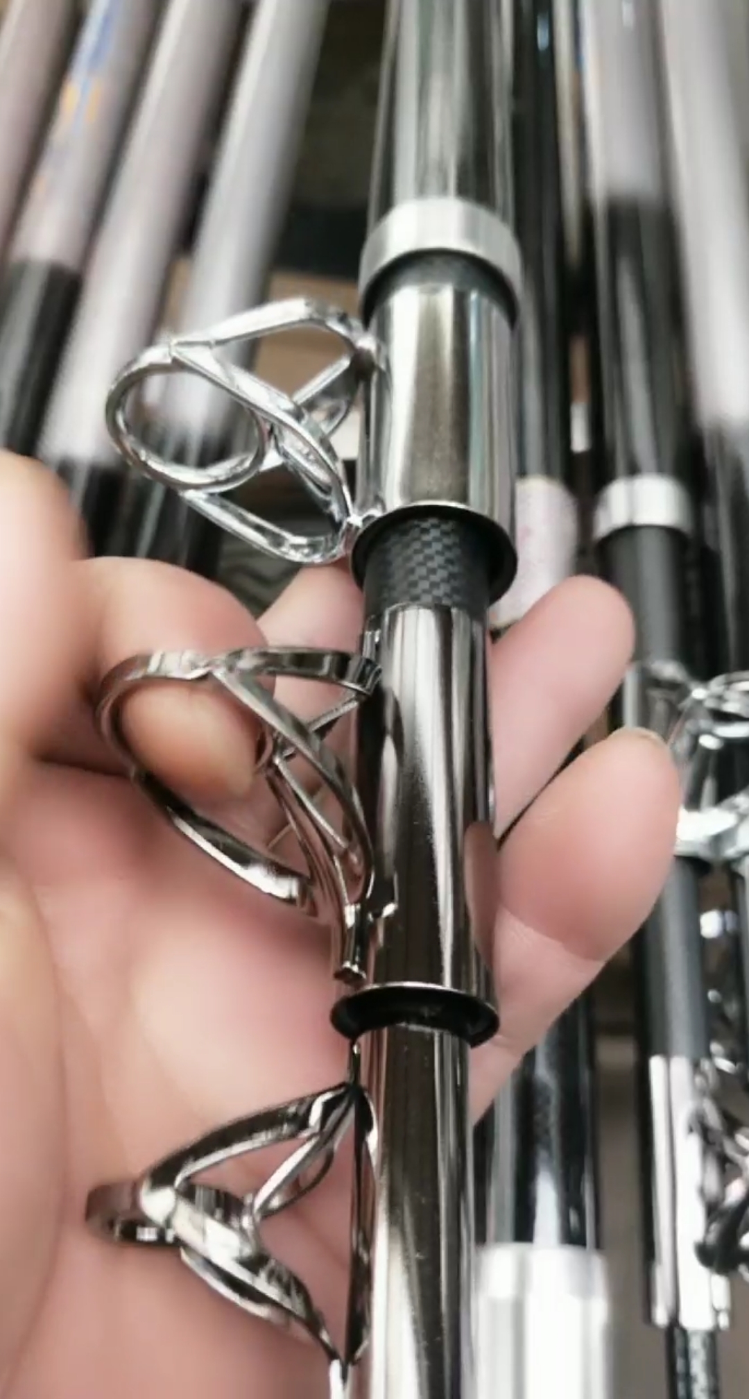 #威猛霸气钓鱼人#什么渔竿有这么大导眼