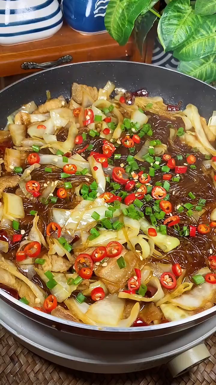 从小吃到大的包菜炖粉条简直不要太好吃啦