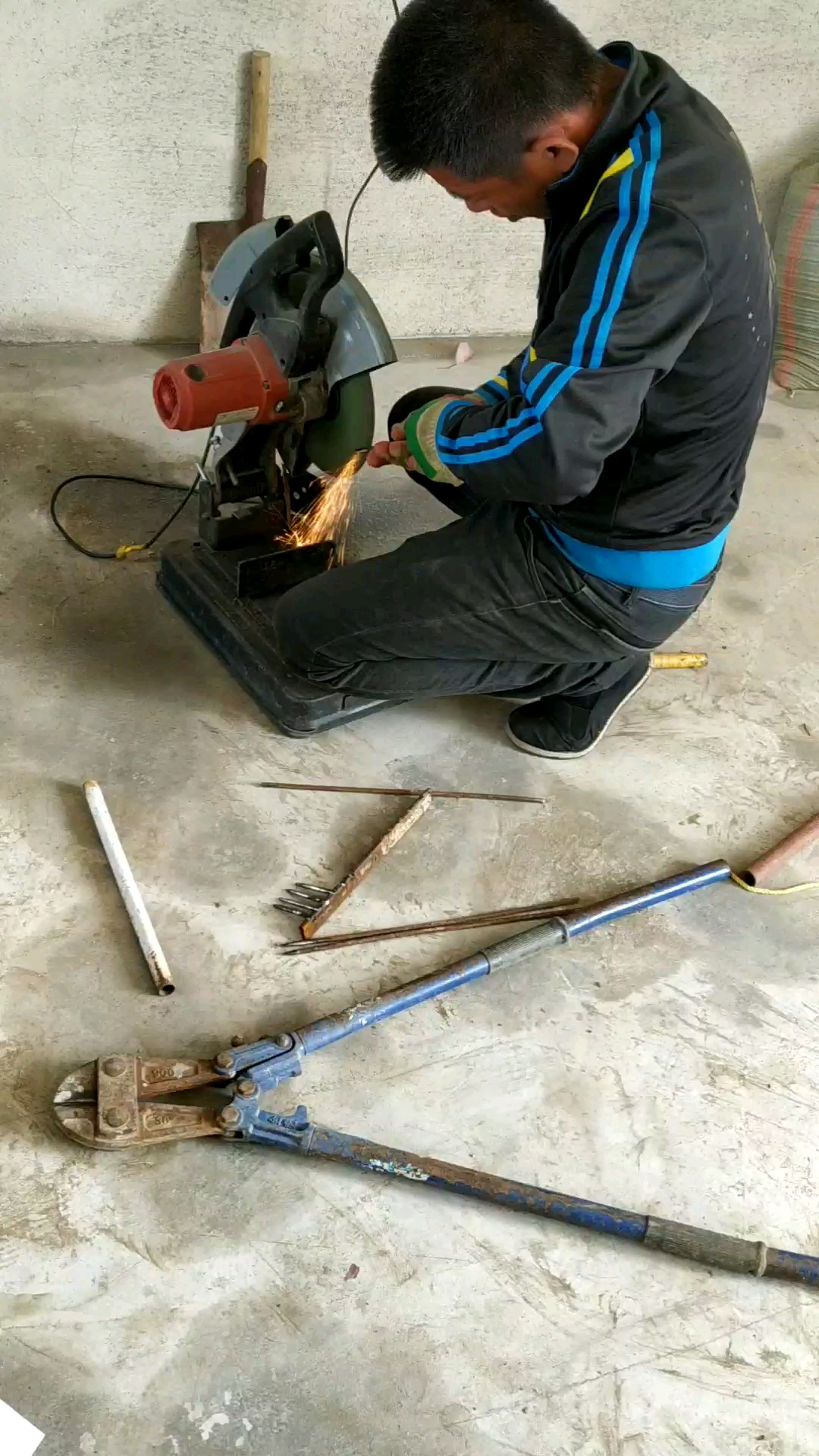 做个猪八戒耙子赶海去!