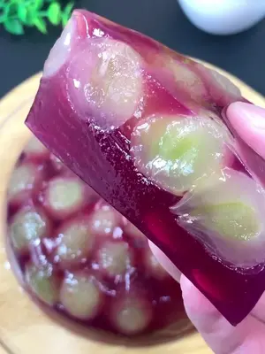 葡萄浑身都是宝,一点也不浪费!做成果冻蛋糕,Q弹味道赞,看一眼就能学会～