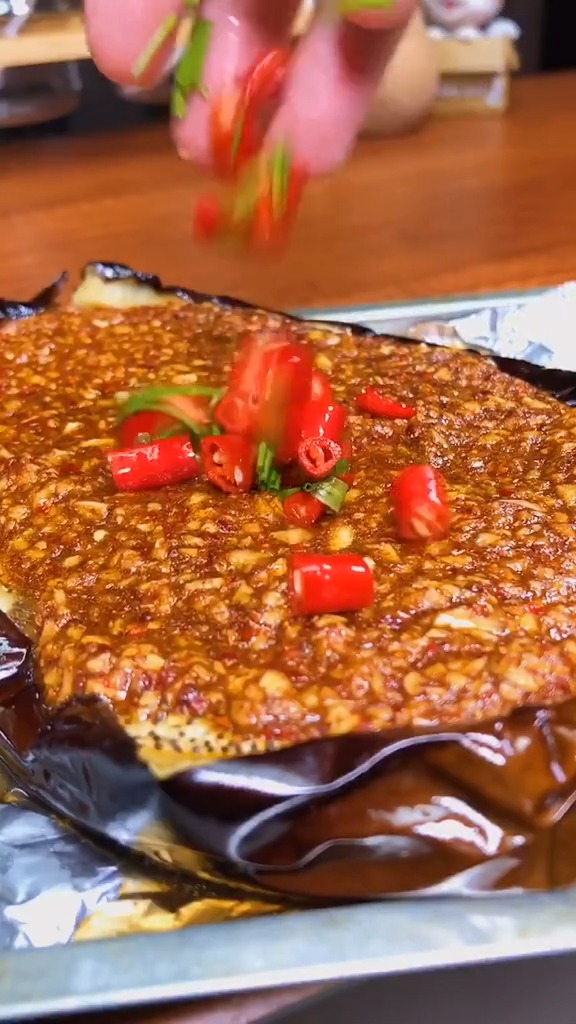 #网红美食#吃烧烤必点的烤茄子,原来做法这么简单