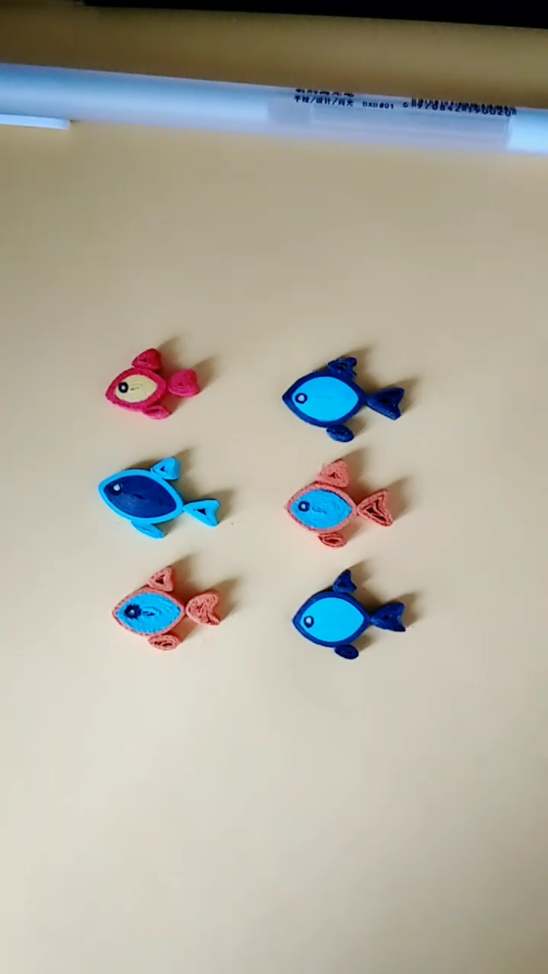 #我的衍纸日记#简单几步用纸条做可爱的小鱼儿