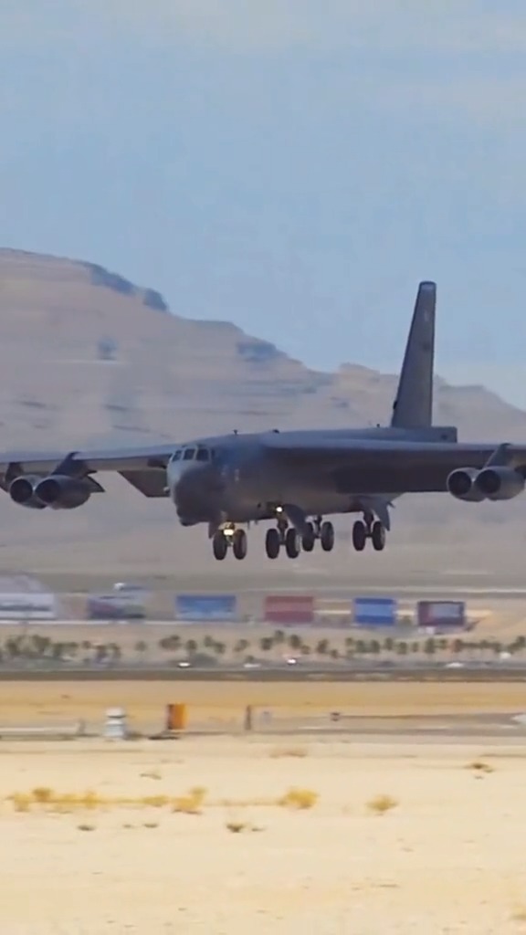 b52轰炸机