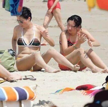 吴卓林图片放送,泳装照曝光身材显玲珑