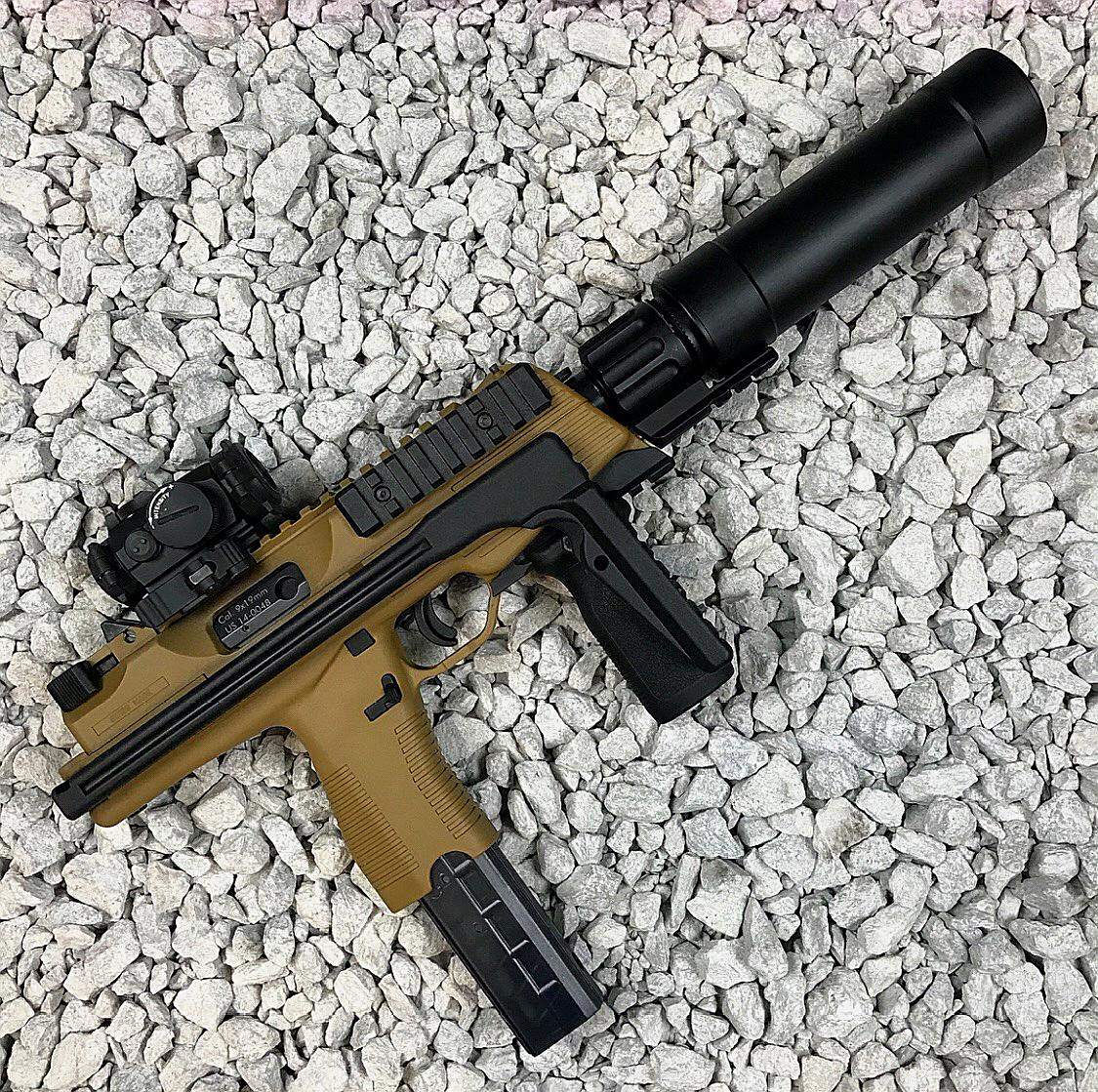 就爱轻武器,漂亮的枪图一组,喜欢就看看吧