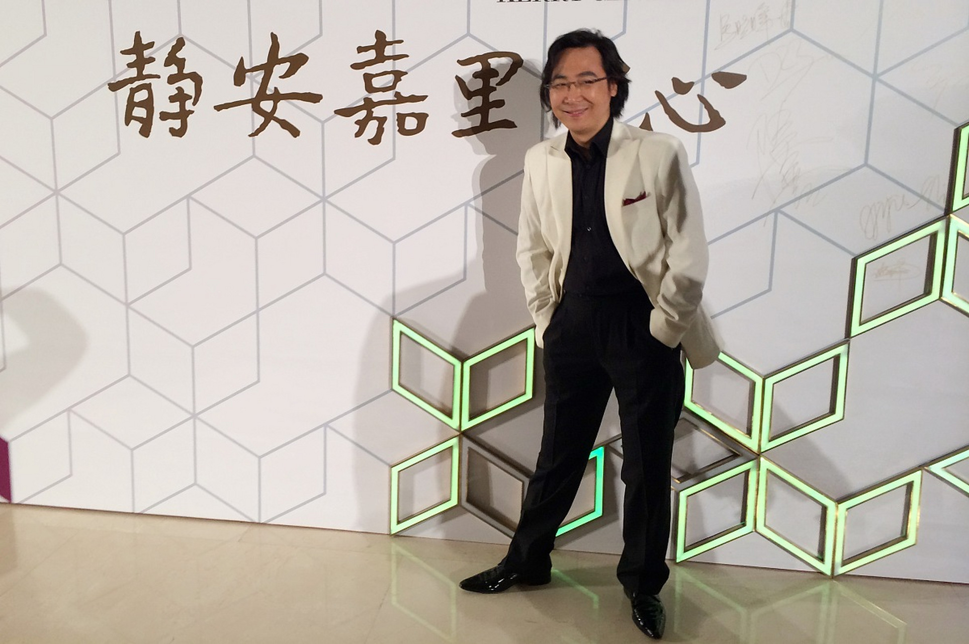 有趣的事情来了;那位安徽歙县王村镇副镇长洪升,因生活遇到困难,上有