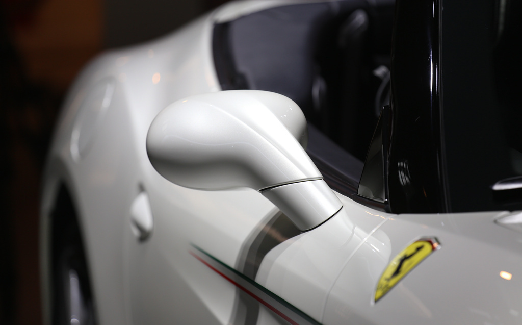 对法拉利californiat的欣赏与解读