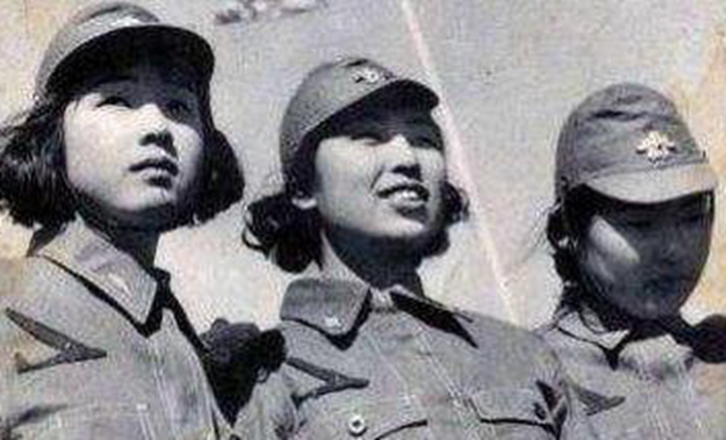 二战老照片:德国女兵,美国女兵,国军女兵,日本女兵的真实模样