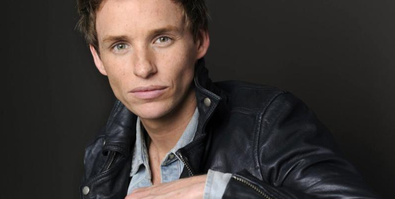 "小雀斑"艾迪·雷德梅恩:家庭背景显赫,不折不扣的学霸影帝